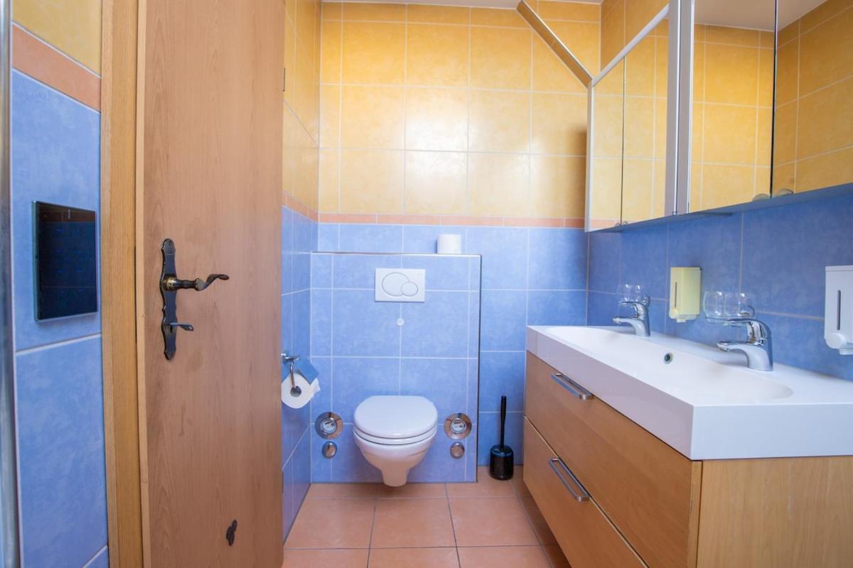 Special Roger F Rabbit 4 Apartment, Roche Towers, 10-star * Bazel