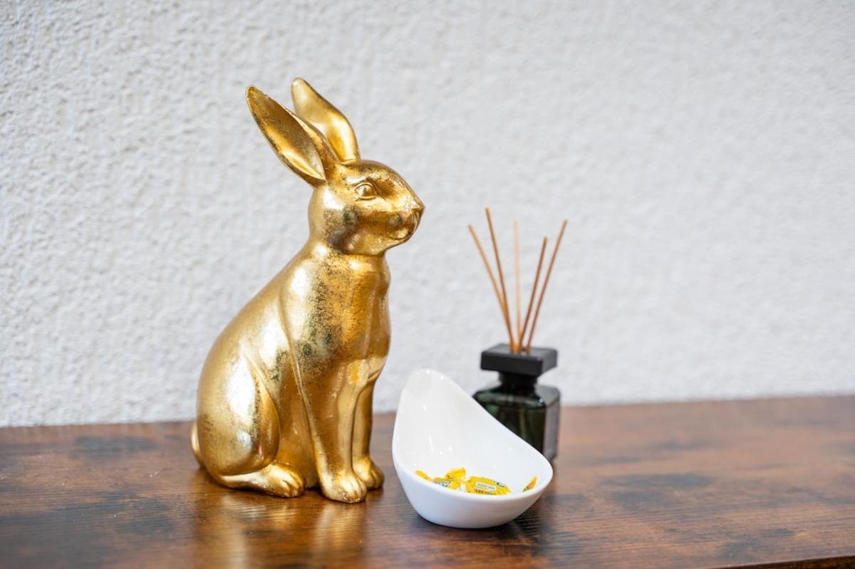 Appartement Special Roger F Rabbit 4 Apartment, Roche Towers, 10-star